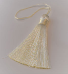 Pearl Silky Tassel