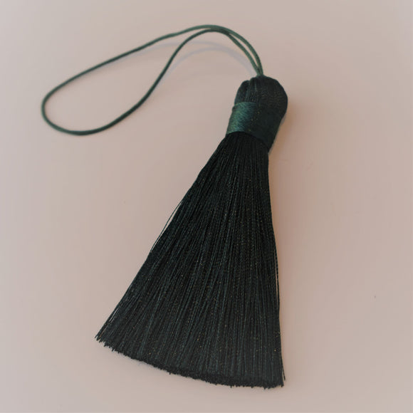 Pine Green Silky Tassel